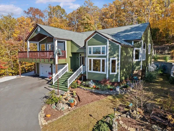 $589,999 | 156 Overlook Drive, Pickens, SC 29671