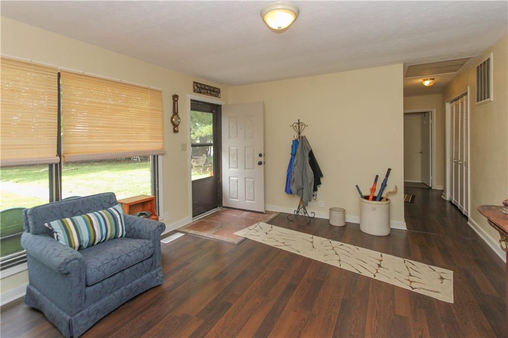 3607 Mann Road Indianapolis, IN 46221 - Photo 6 of 24 Gallery Image 6