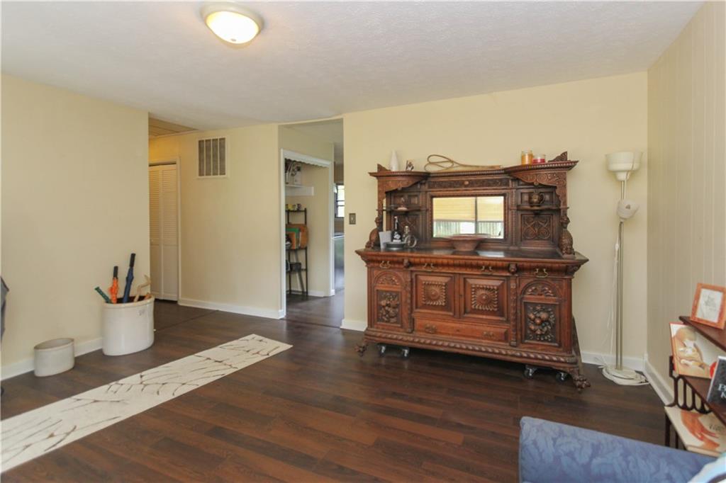 3607 Mann Road Indianapolis, IN 46221 - Photo 7 of 24 Gallery Image 7
