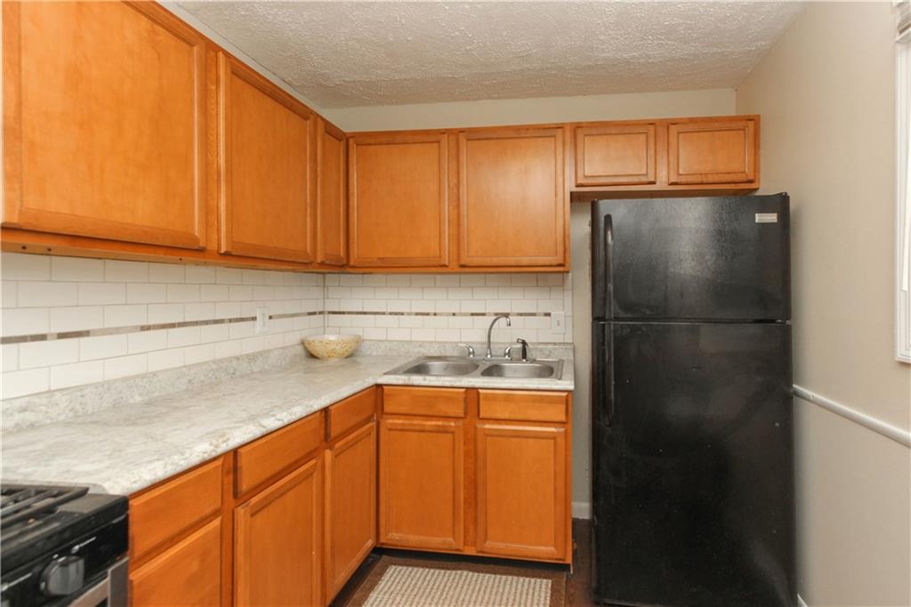 3607 Mann Road Indianapolis, IN 46221 - Photo 9 of 24 Gallery Image 9