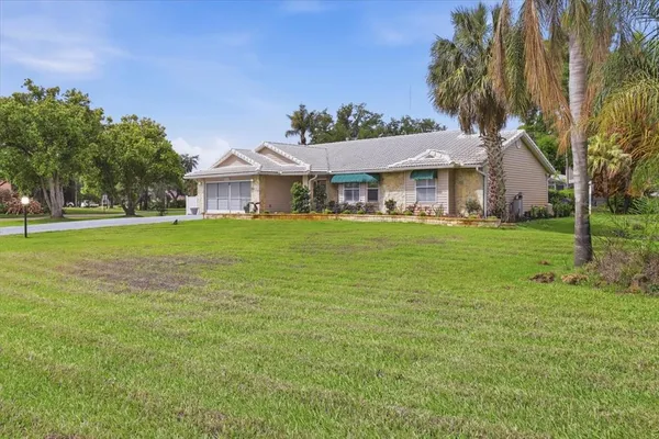 $420,000 | 35103 Riverside Court, Leesburg, FL 34788