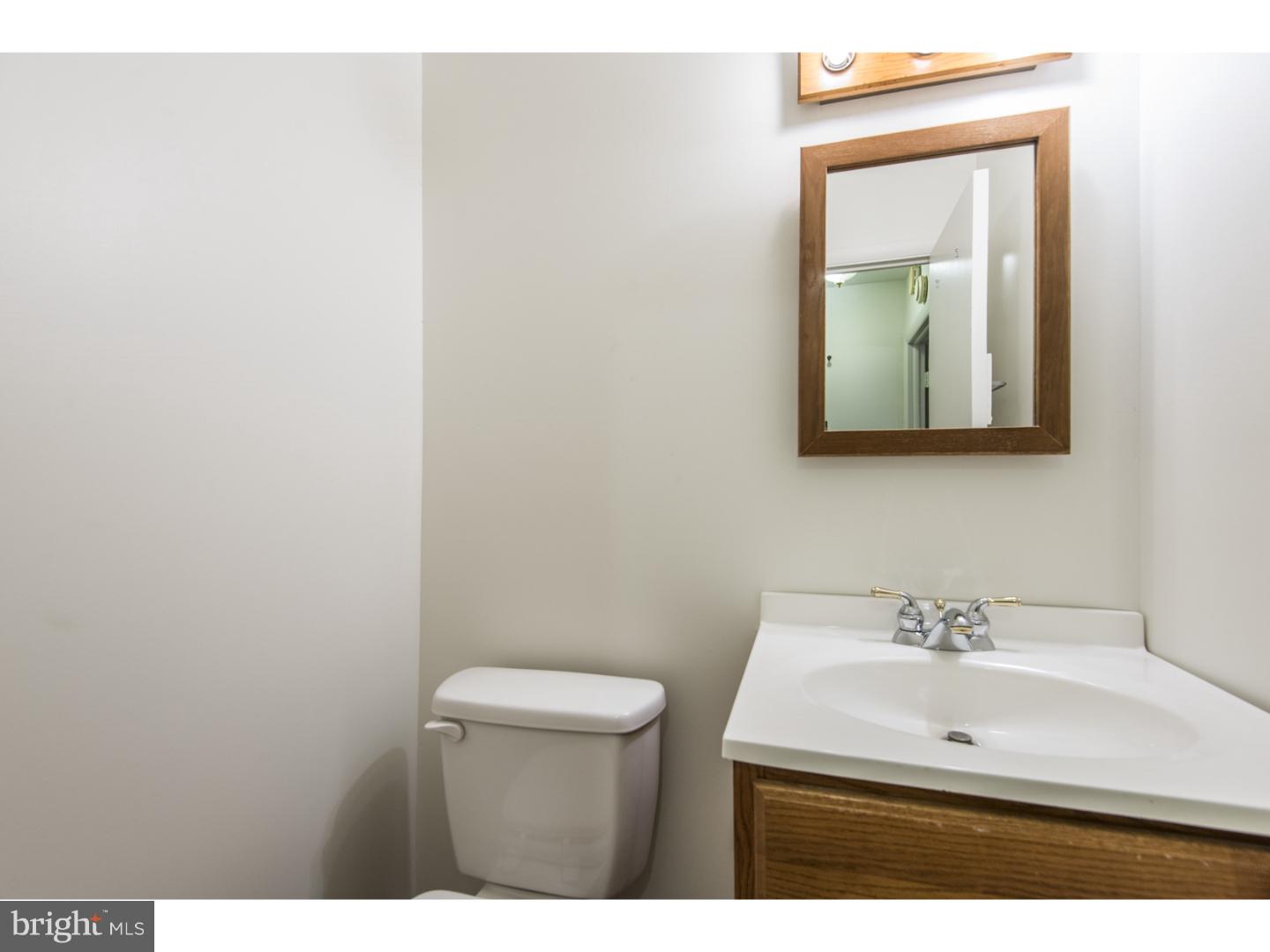 7313 Hill Road Philadelphia, PA 19128 - Photo 14 of 25 Gallery Image 14