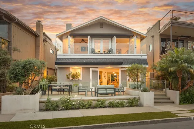 $2,299,000 | 5940 Appian Way, Long Beach, CA 90803