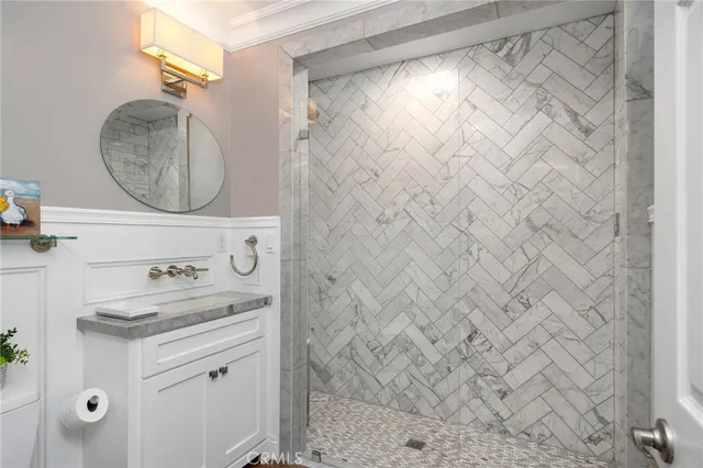 $2,299,000 | 5940 Appian Way, Long Beach, CA 90803