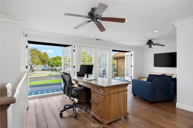 $2,299,000 | 5940 Appian Way, Long Beach, CA 90803