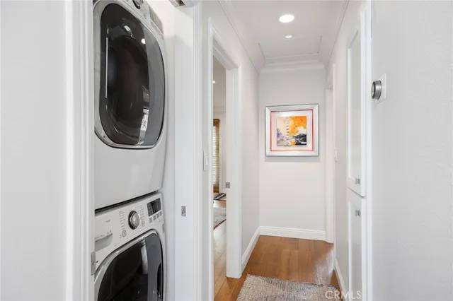 $2,299,000 | 5940 Appian Way, Long Beach, CA 90803