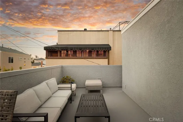 $2,299,000 | 5940 Appian Way, Long Beach, CA 90803