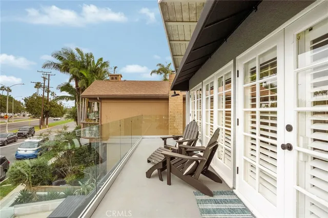 $2,299,000 | 5940 Appian Way, Long Beach, CA 90803