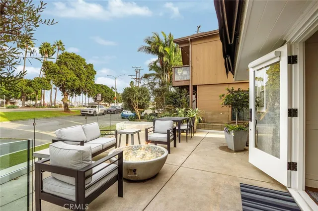 $2,299,000 | 5940 Appian Way, Long Beach, CA 90803