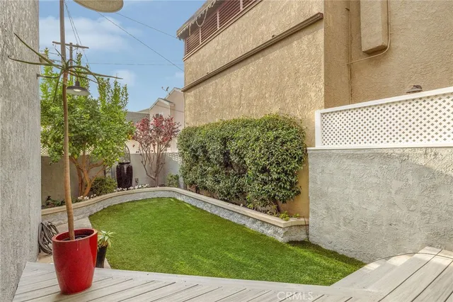 $2,299,000 | 5940 Appian Way, Long Beach, CA 90803