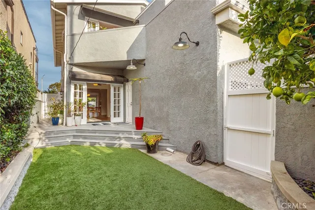 $2,299,000 | 5940 Appian Way, Long Beach, CA 90803
