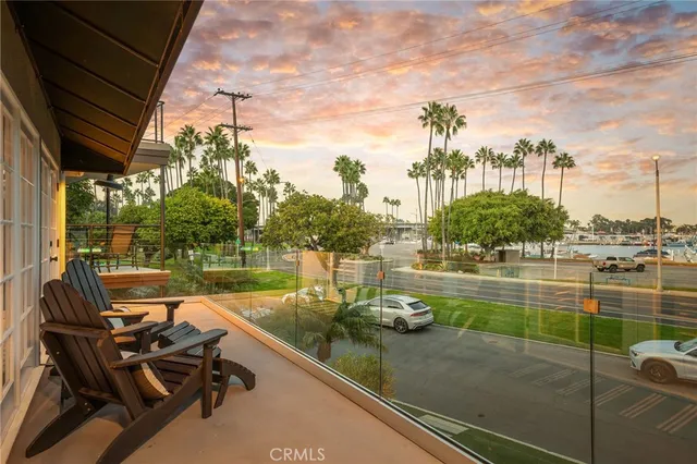 $2,299,000 | 5940 Appian Way, Long Beach, CA 90803