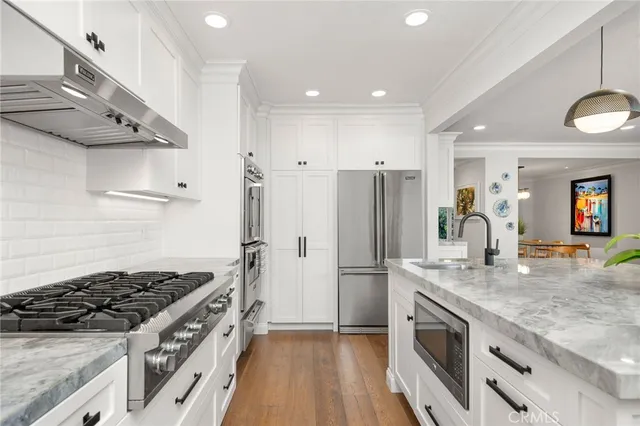 $2,299,000 | 5940 Appian Way, Long Beach, CA 90803