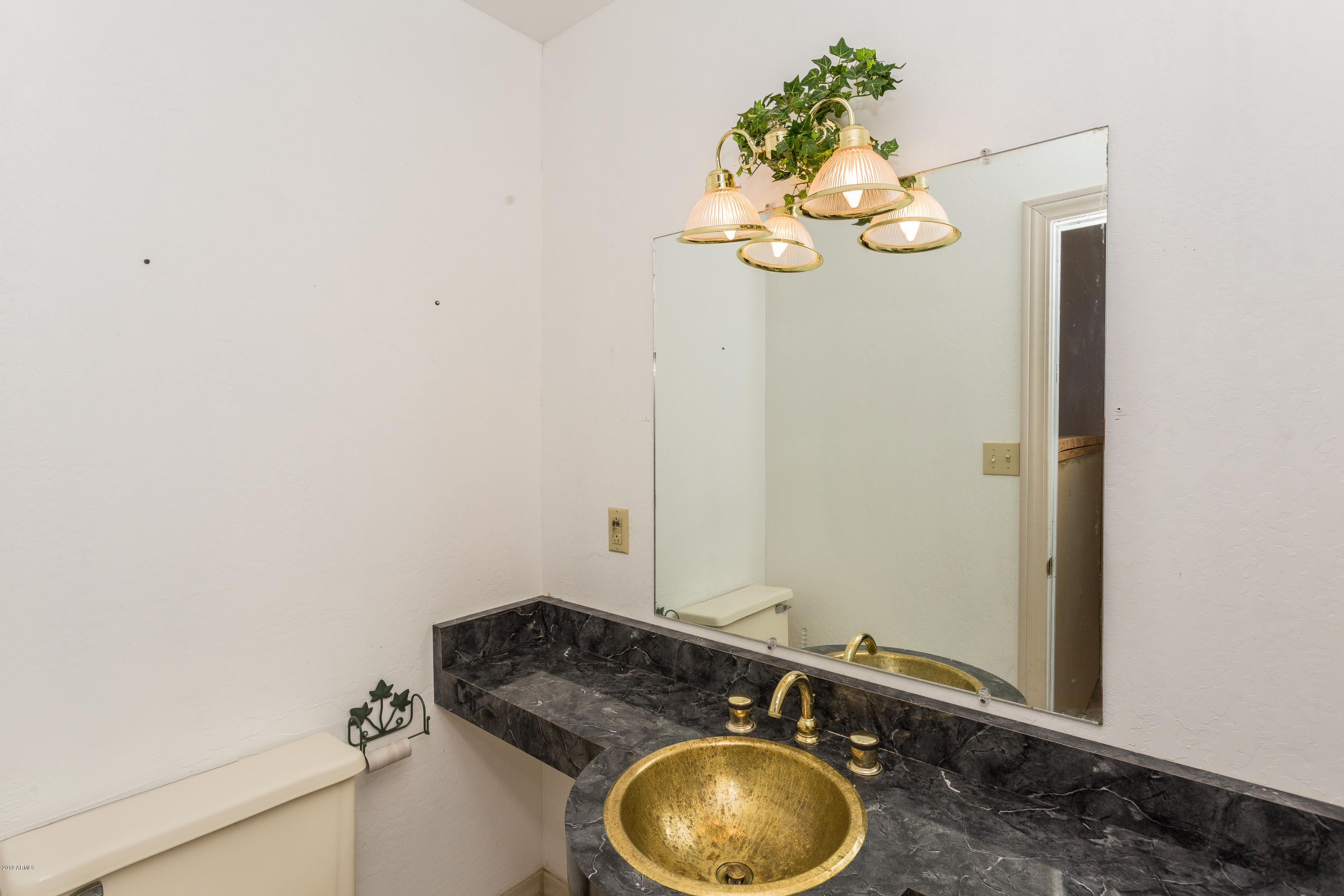 5301 South Blue Jay Road Prescott, AZ 86303 - Photo 15 of 21 015_Powder room