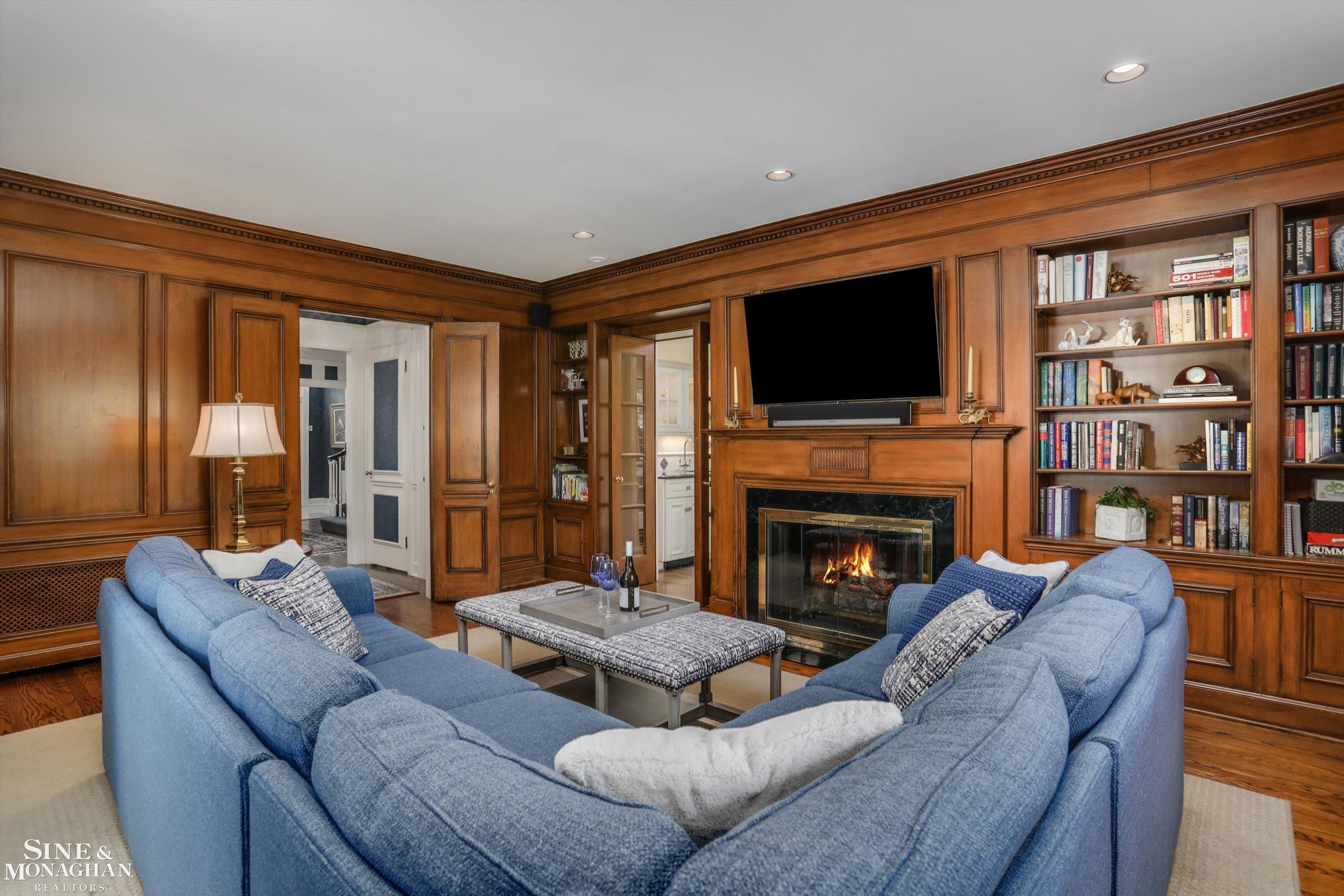 78 Vendome Road Grosse Pointe, MI 48236 - Photo 14 of 74 50155888-1be7ba58-d303-4e1a-bb46-b22e36e8ecfd.JPG