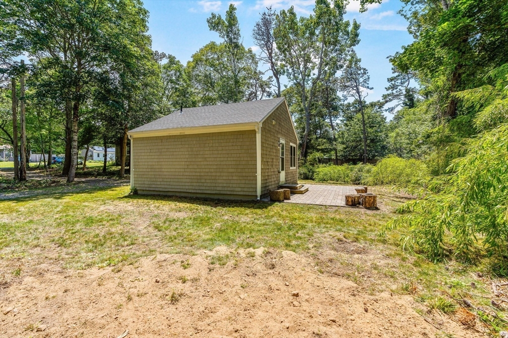 153 Dunns Pond Road Barnstable, MA 02601 - Photo 28 of 38 Gallery Image 28