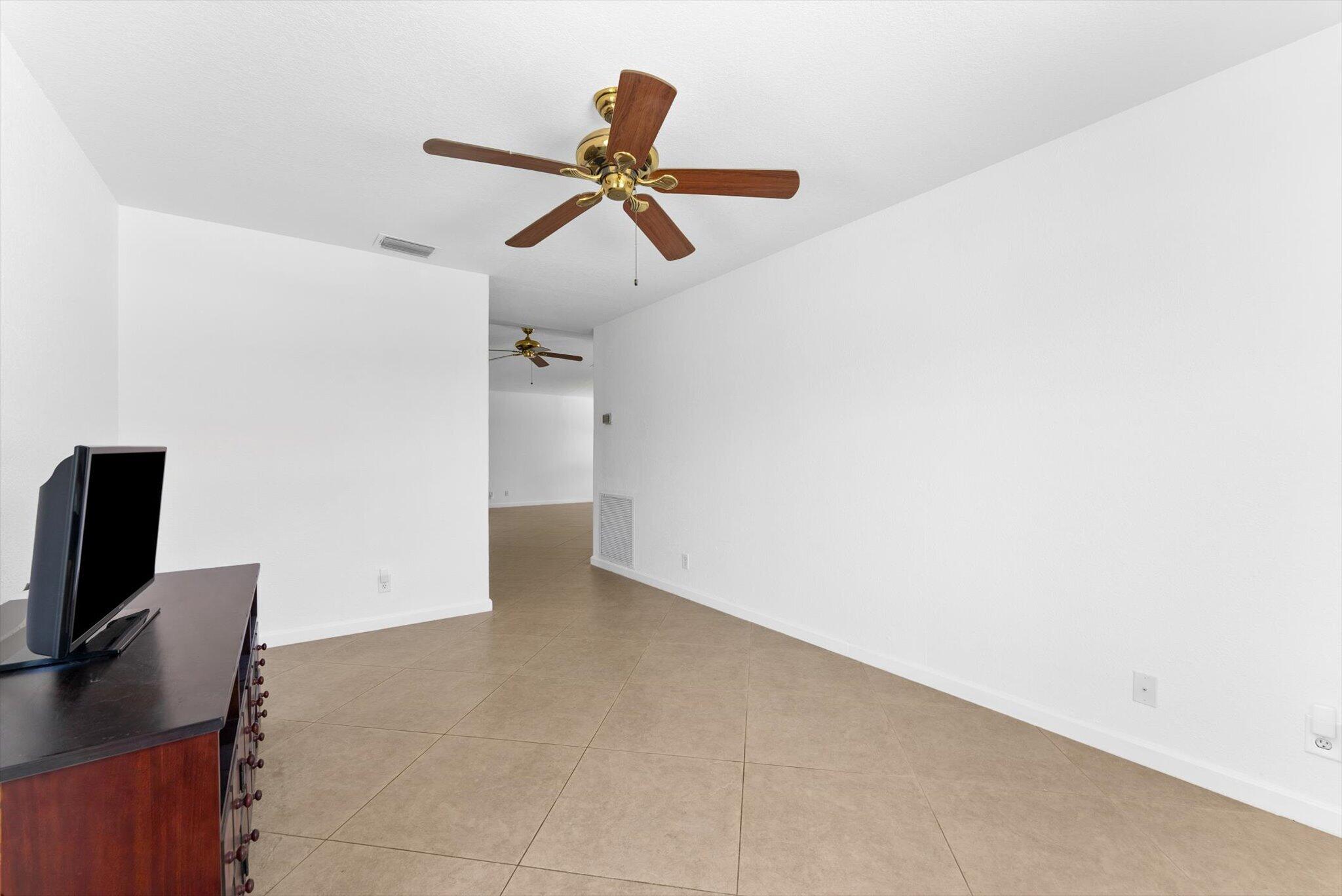 375 Northwest 42nd Street Boca Raton, FL 33431 - Photo 15 of 27 15-15