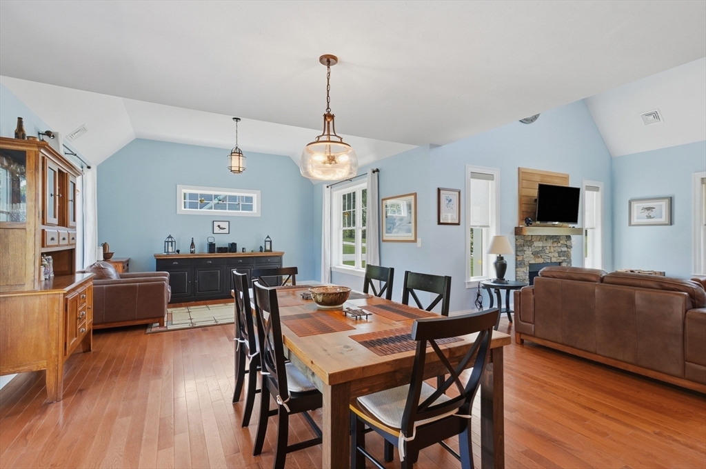 31 Bristol Road Pembroke, MA 02359 - Photo 14 of 40 Gallery Image 14