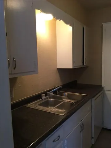 $650 | 275 North 7th Street, Unit 5, Beaumont, TX 77702