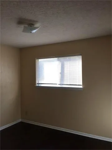 $650 | 275 North 7th Street, Unit 5, Beaumont, TX 77702
