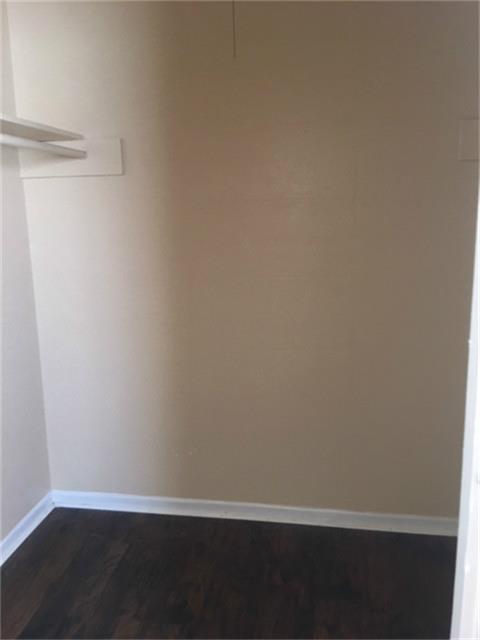275 North 7th Street, Unit 5 Beaumont, TX 77702 - Photo 9 of 9 a view of an empty room