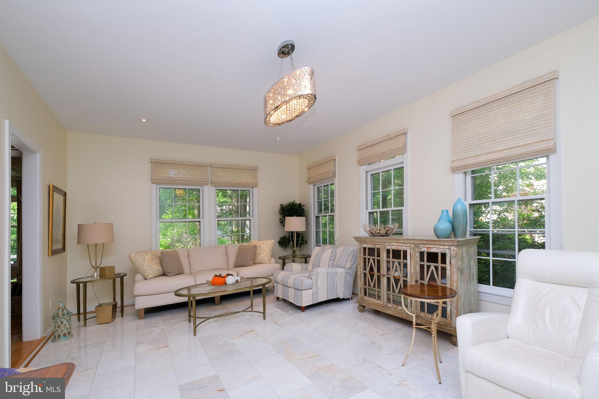 1129 Round Pebble Lane Reston, VA 20194 - Photo 16 of 62 Sun Room