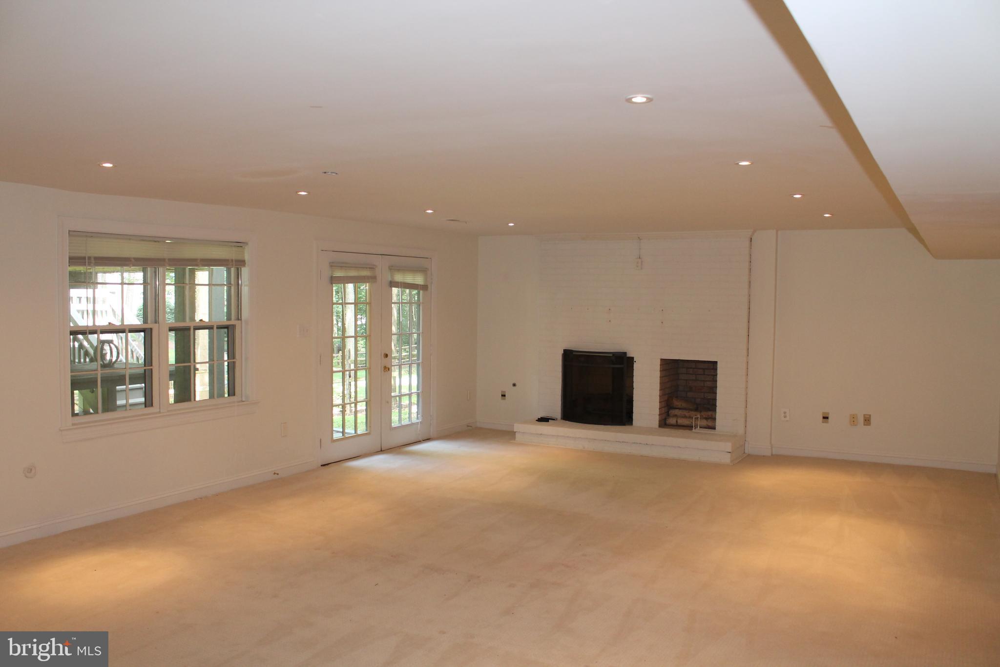 1129 Round Pebble Lane Reston, VA 20194 - Photo 49 of 62 Gallery Image 49