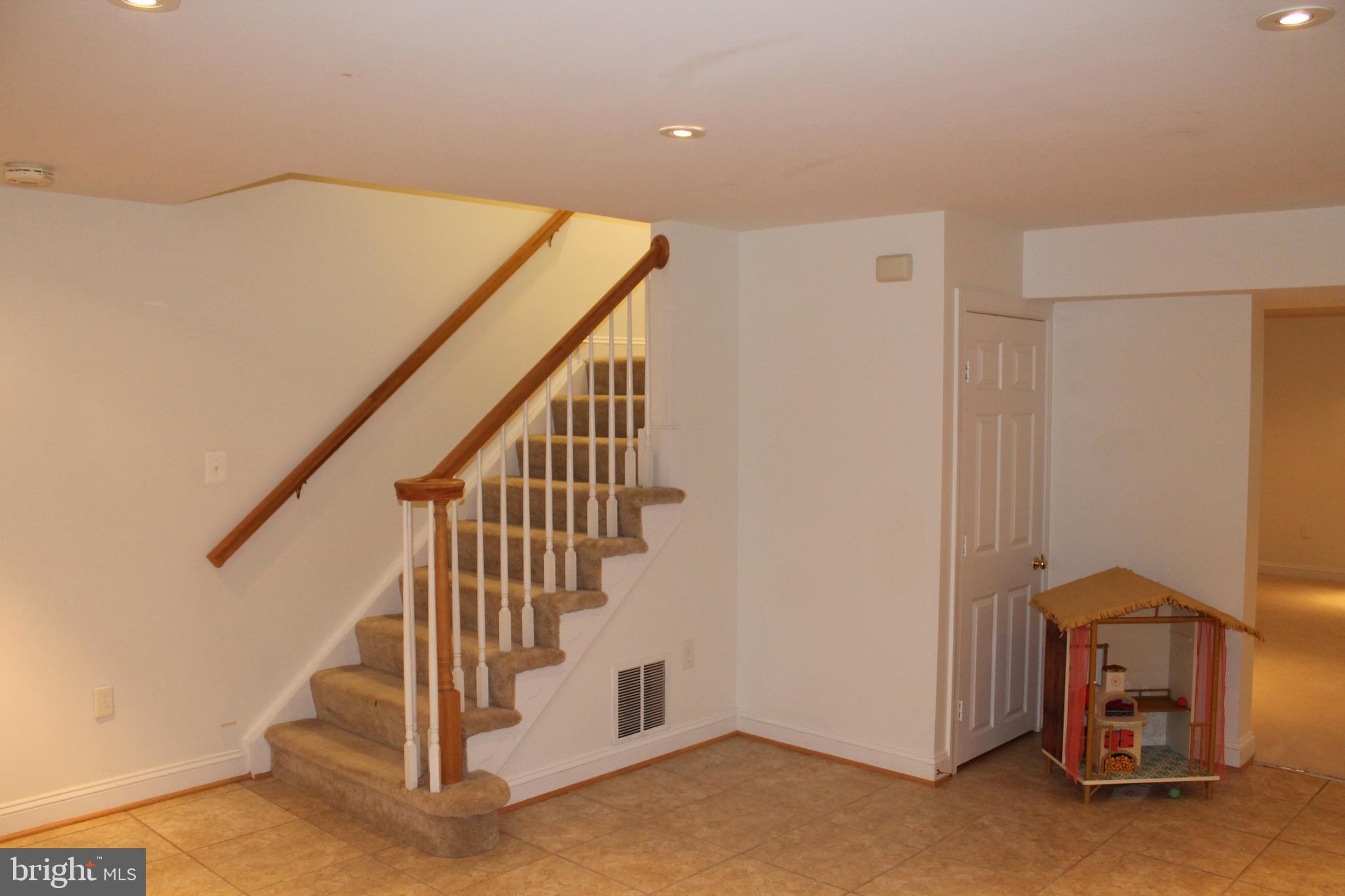 1129 Round Pebble Lane Reston, VA 20194 - Photo 50 of 62 Gallery Image 50