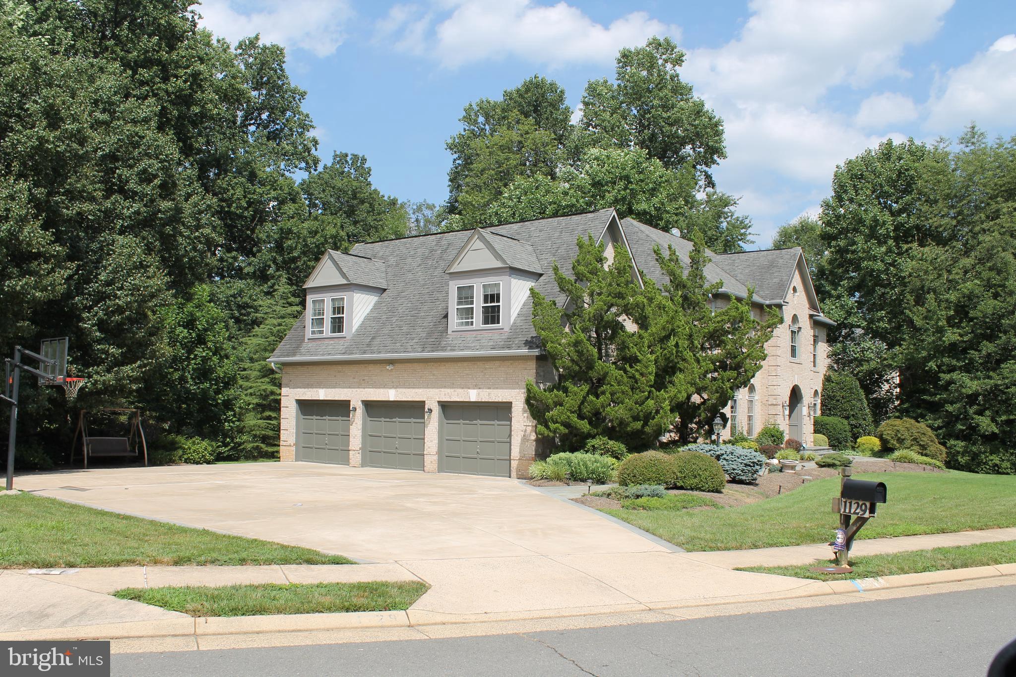 1129 Round Pebble Lane Reston, VA 20194 - Photo 55 of 62 Gallery Image 55