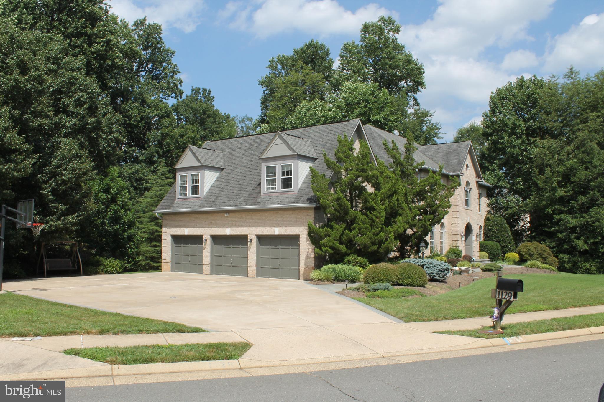 1129 Round Pebble Lane Reston, VA 20194 - Photo 61 of 62 Gallery Image 61