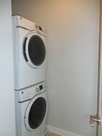 $2,450 | 5657 Arbor Chase Drive, Ann Arbor, MI 48103