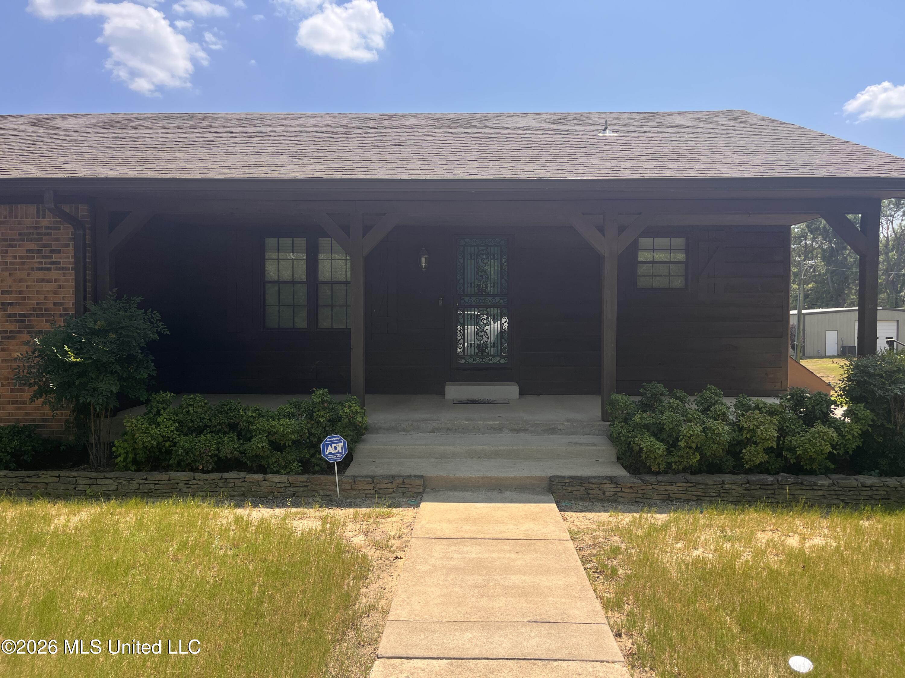 321 Odom Road Hernando, MS 38632 - Photo 2 of 22 IMG_0066