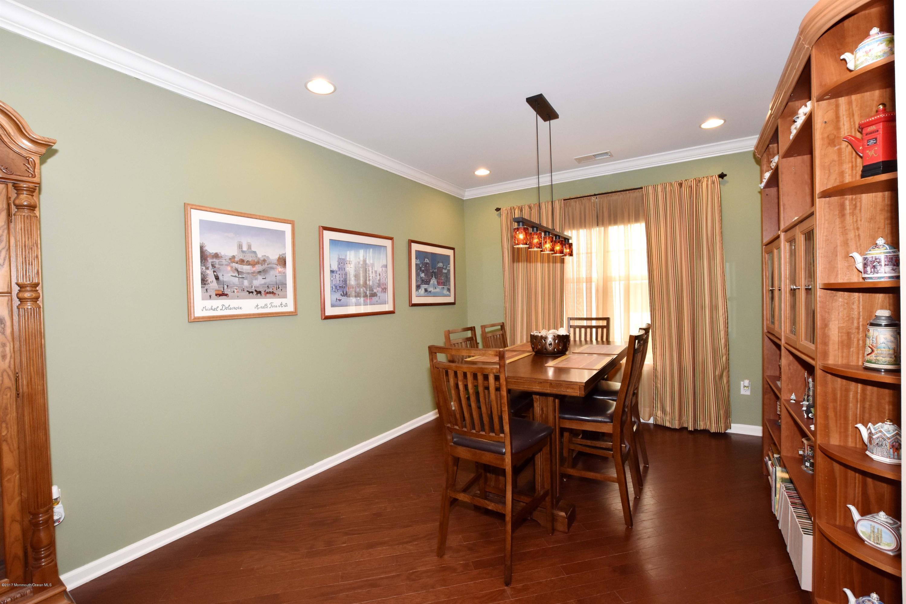 16 Lenox Road Jackson, NJ 08527 - Photo 8 of 31 Dining Room