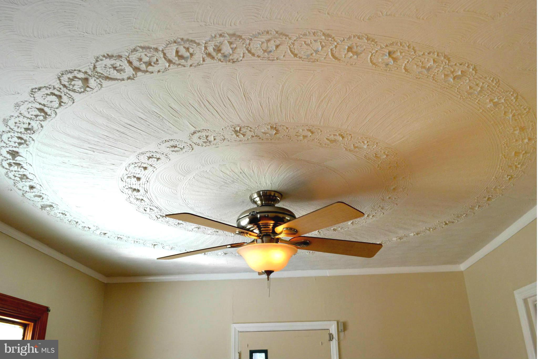 598 Riverside Drive Pasadena, MD 21122 - Photo 15 of 30 Stipple Living Room Ceiling