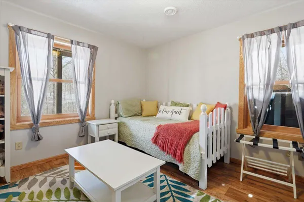 $470,000 | 2356 340th Avenue, Isle, MN 56342