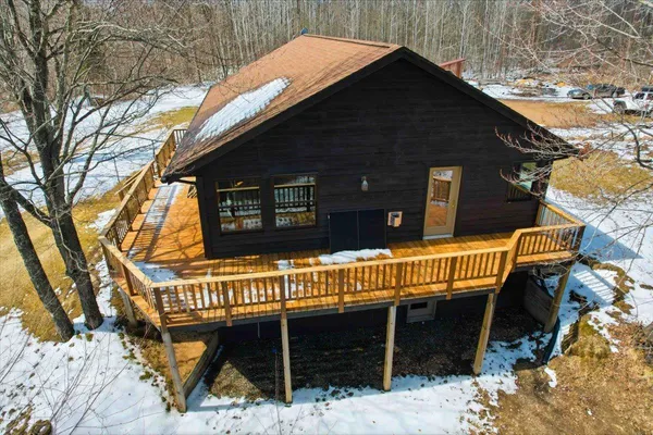 $470,000 | 2356 340th Avenue, Isle, MN 56342