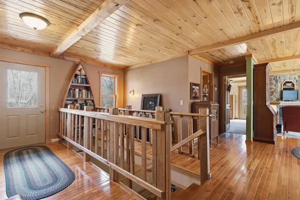 $470,000 | 2356 340th Avenue, Isle, MN 56342