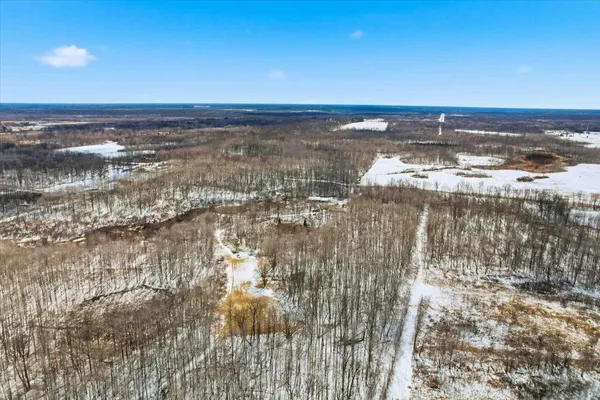 $470,000 | 2356 340th Avenue, Isle, MN 56342