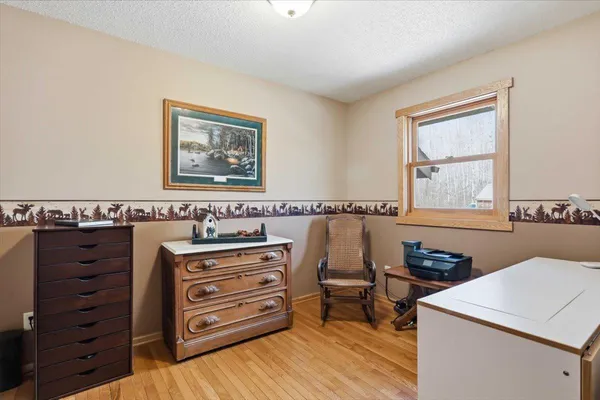 $470,000 | 2356 340th Avenue, Isle, MN 56342