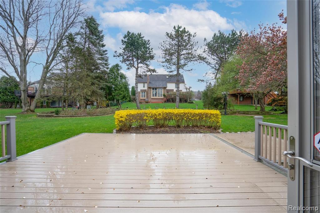 876 Snowmass Drive Rochester Hills, MI 48309 - Photo 8 of 45