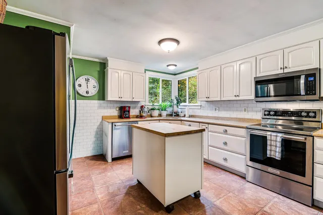 $399,900 | 44 Petrin Heights Road, Claremont, NH 03743