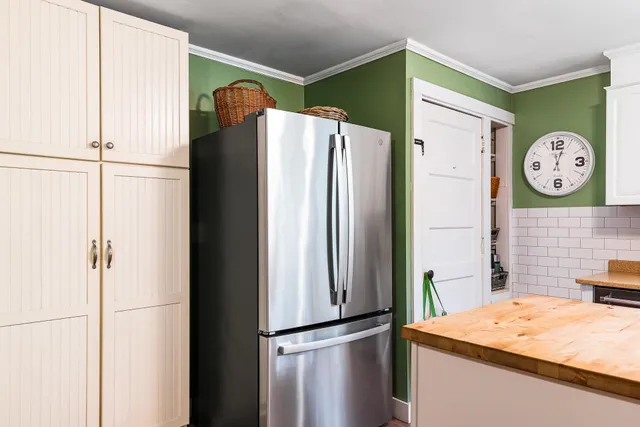 $399,900 | 44 Petrin Heights Road, Claremont, NH 03743