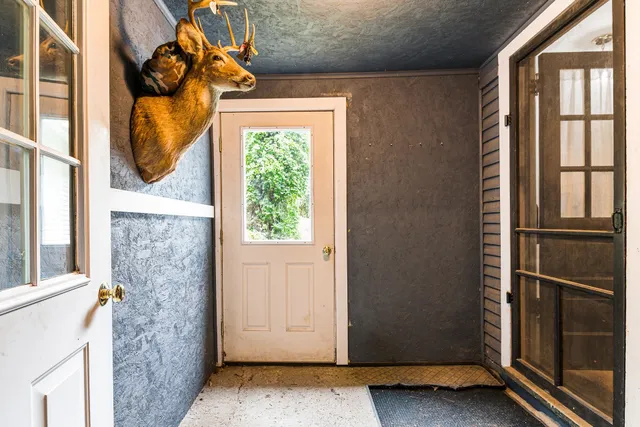 $424,900 | 44 Petrin Heights Road, Claremont, NH 03743