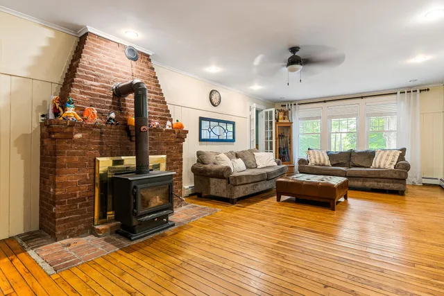 $399,900 | 44 Petrin Heights Road, Claremont, NH 03743