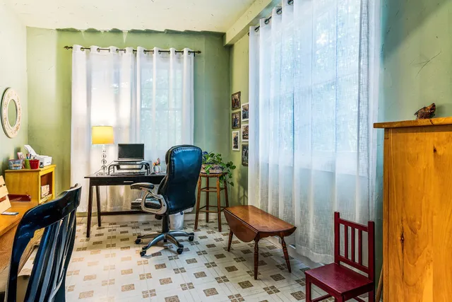 $424,900 | 44 Petrin Heights Road, Claremont, NH 03743