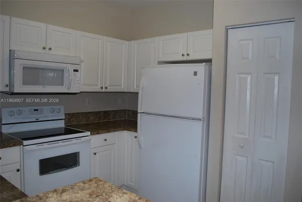 $2,850 | 22200 Southwest 93rd Place, Cutler Bay, FL 33190