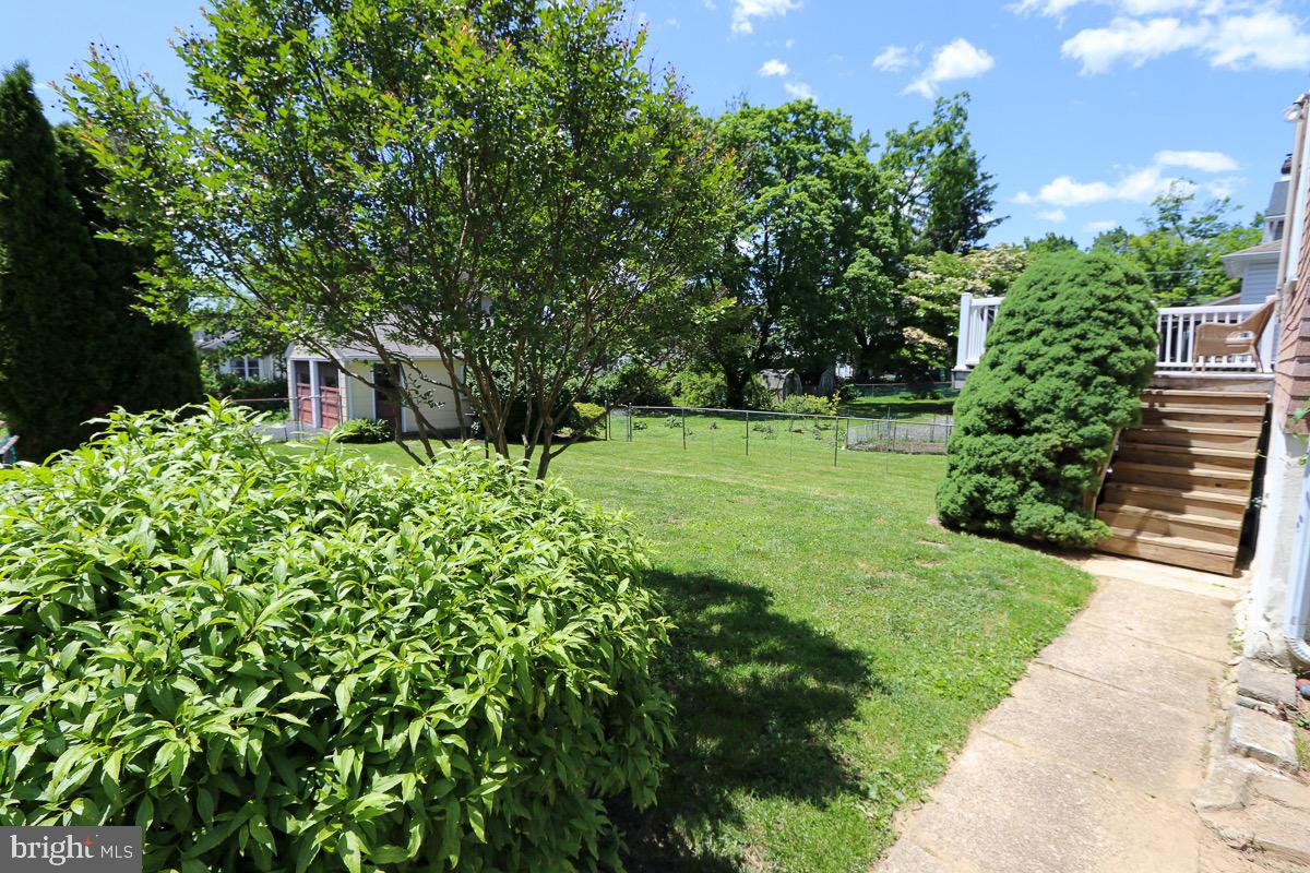 1952 Susquehanna Road Abington, PA 19001 - Photo 4 of 44