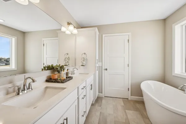 $524,900 | 1423 Woods Road Northeast, Isanti, MN 55040