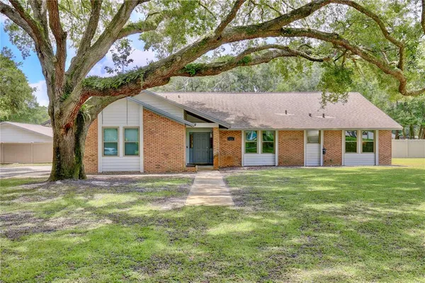 $699,000 | 106 Polo Lane, Sanford, FL 32771