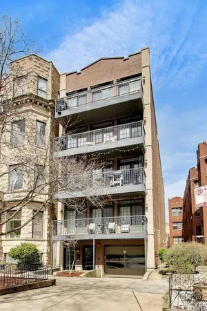 $575,000 | 708 West Barry Avenue, Unit 3F, Chicago, IL 60657